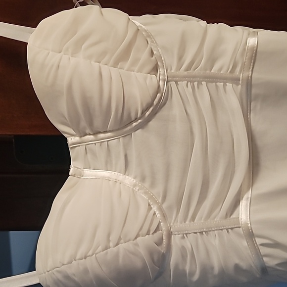 White Rushed Meshed Slit Dress - Picture 4 of 6